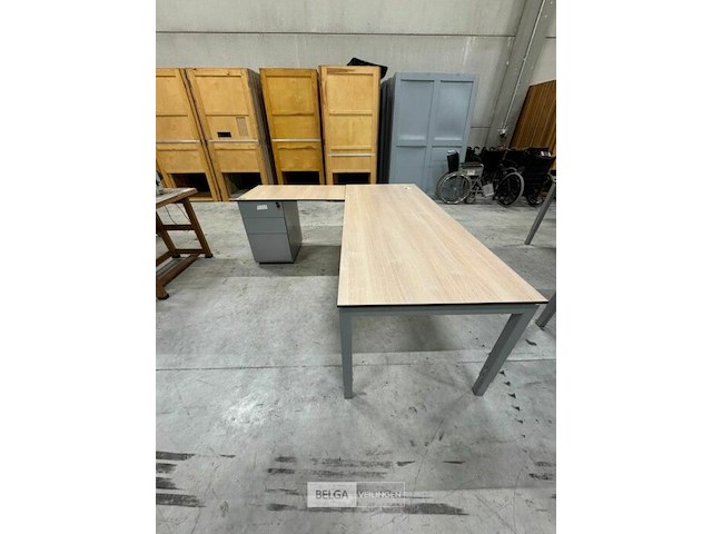 Hoekbureau - afbeelding 2 van  5