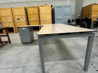 Hoekbureau - afbeelding 3 van  5