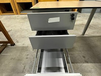 Hoekbureau - afbeelding 5 van  5