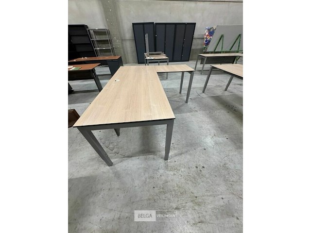 Hoekbureau - afbeelding 3 van  4