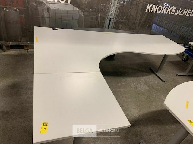 Hoekbureel - afbeelding 1 van  2