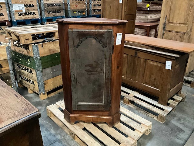 Hoekkast - afbeelding 1 van  3