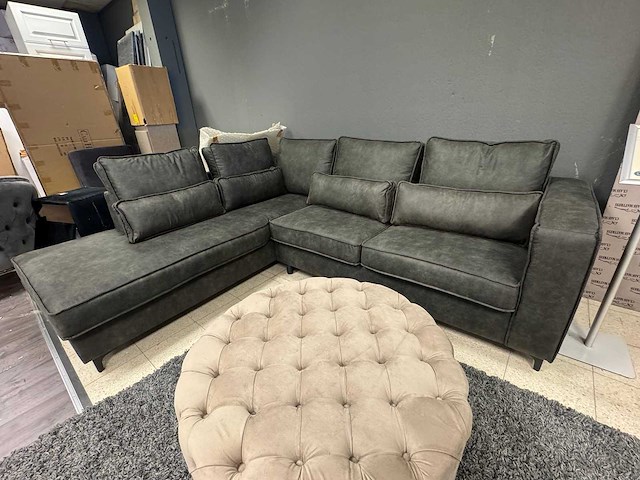 Hoeksalon gazelle - afbeelding 1 van  2