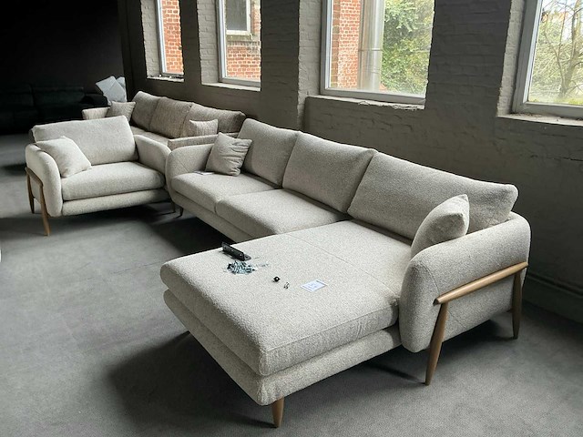 Hoeksalon - afbeelding 1 van  4