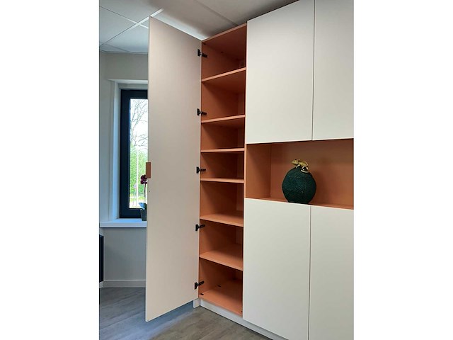 Hoekwandkast combinatie - afbeelding 26 van  28