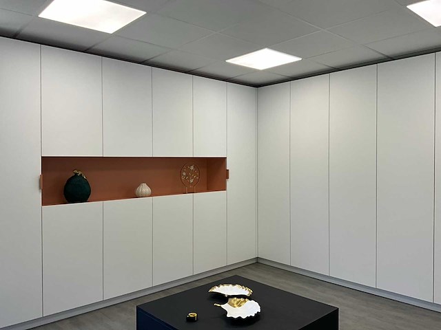 Hoekwandkast combinatie - afbeelding 1 van  25