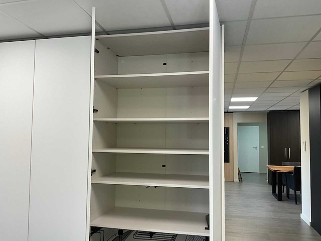Hoekwandkast combinatie - afbeelding 14 van  25