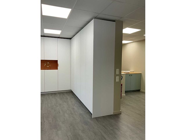 Hoekwandkast combinatie - afbeelding 17 van  25