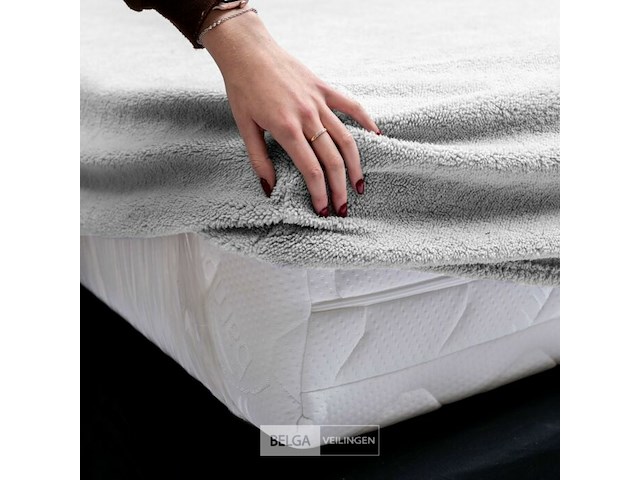 Hoeslaken teddy 180x200cm - afbeelding 3 van  6