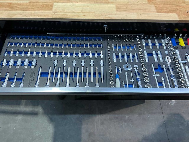 Hoffstahl verrijdbare werkbank - afbeelding 9 van  10