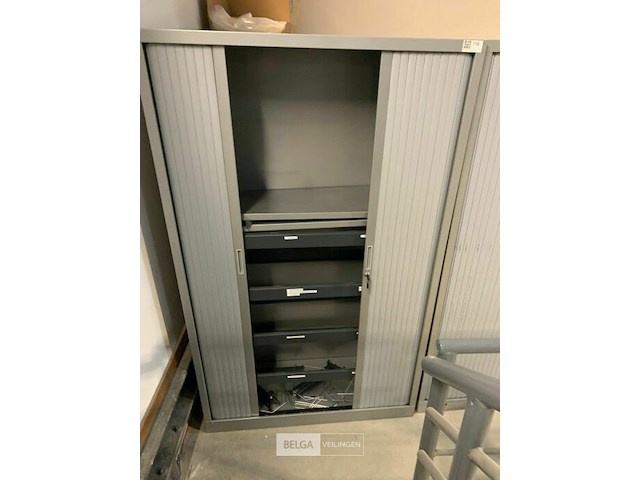 Hoge bureelkast met schuifdeuren - afbeelding 2 van  2