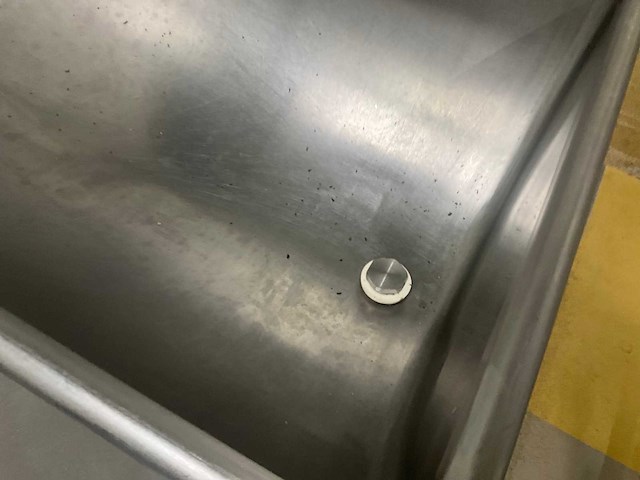 Hoge rvs halfronde voedings/verwerkingskuip - afbeelding 4 van  5
