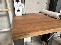 Hoge tafel met houten blad - afbeelding 2 van  2