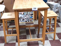 Hoge tafel vv 2 hoge krukken - afbeelding 1 van  1
