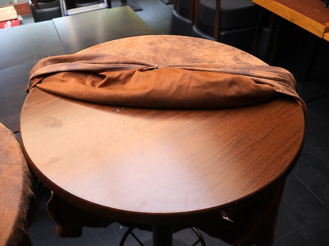 Hoge tafel (x2) - afbeelding 6 van  6