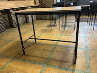 Hoge tafel - afbeelding 1 van  4