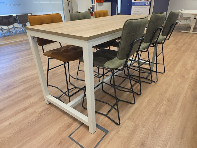Hoge vergadertafel met 6 design barkrukken h&h - afbeelding 1 van  7