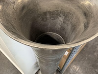 Hoge zilverkleurige vaas - afbeelding 3 van  3