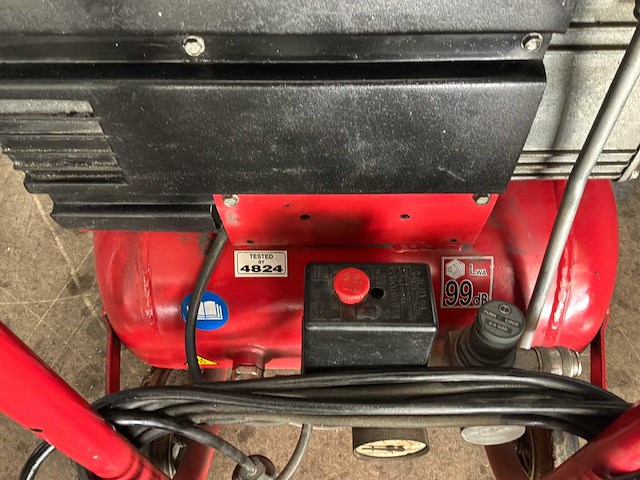 Hogedrukcompressor - afbeelding 1 van  2