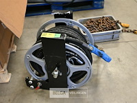 Hogedrukhaspel met lans - afbeelding 1 van  6