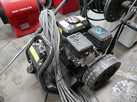 Hogedrukreiniger aangedreven door benzinemotor kremer - afbeelding 3 van  4