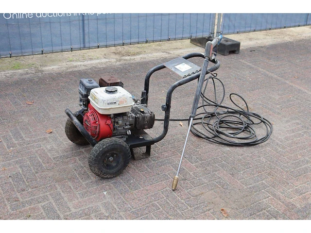 Hogedrukreiniger benzine - afbeelding 1 van  1
