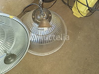 Hogedrukreiniger, hoover-stofzuiger en twee vintage interieurlampen - afbeelding 3 van  8