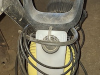 Hogedrukreiniger, hoover-stofzuiger en twee vintage interieurlampen - afbeelding 4 van  8