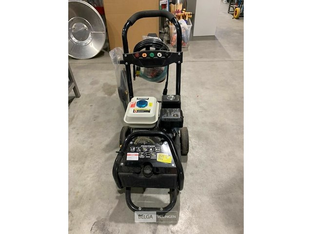 Hogedrukreiniger in nieuwe staat - afbeelding 1 van  6