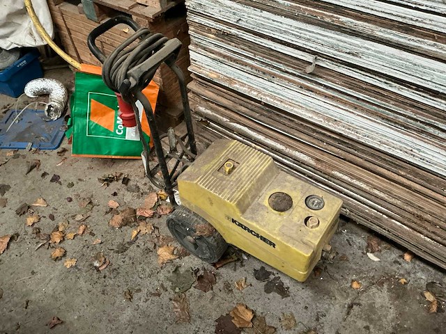 Hogedrukreiniger kärcher - afbeelding 1 van  5