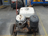 Hogedrukreiniger met honda motor - afbeelding 4 van  11