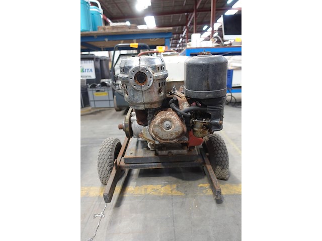 Hogedrukreiniger met honda motor - afbeelding 9 van  11