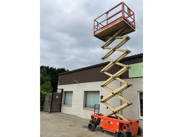 Holland lift hl11816 schaarlift hoogwerker - afbeelding 12 van  19