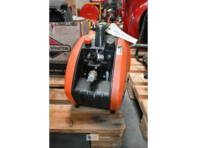 Holmatro draagbare hydraulische aandrijfgroep - afbeelding 3 van  5