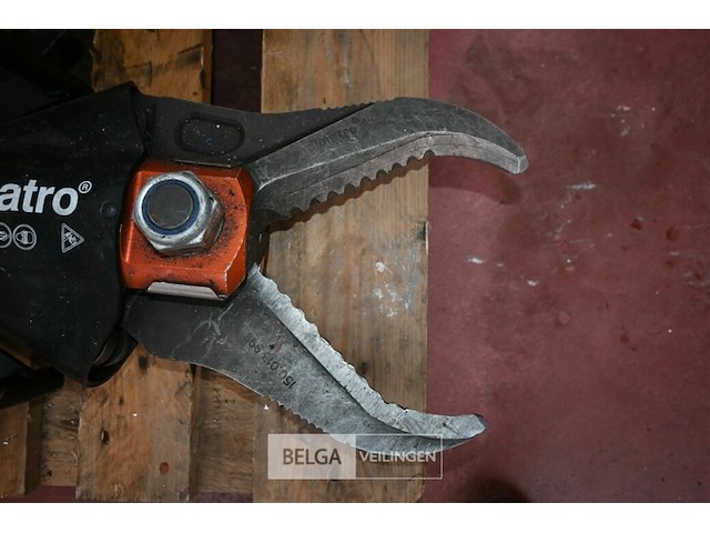 Holmatro hydraulische groep + gereedschap - afbeelding 11 van  12