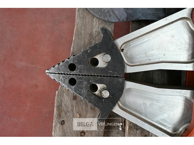 Holmatro hydraulische groep + gereedschap - afbeelding 10 van  12