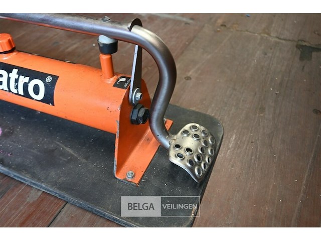 Holmatro voetpomp - afbeelding 3 van  4