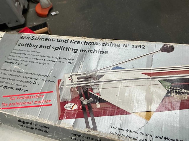 Holtmann manuele tegelsnijder - afbeelding 3 van  3