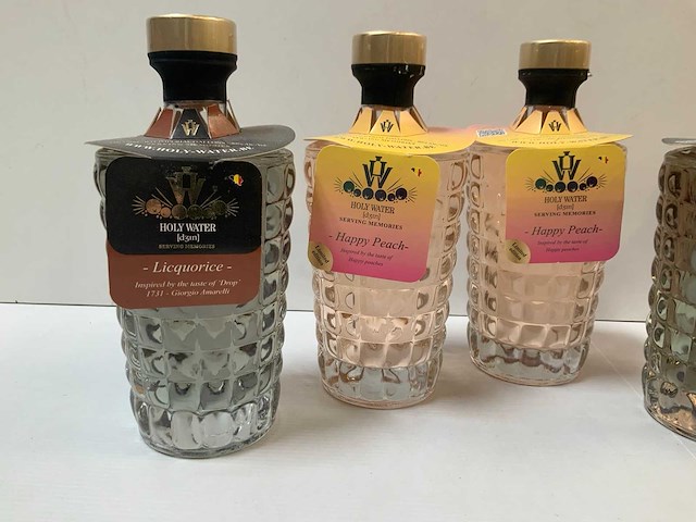 Holy water gin (6x) - afbeelding 2 van  2