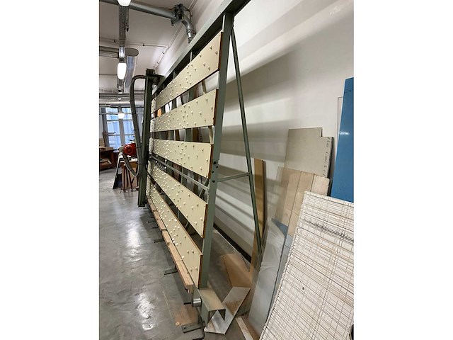 Holz-her 12 10 verticale platenzaagmachine - afbeelding 2 van  15