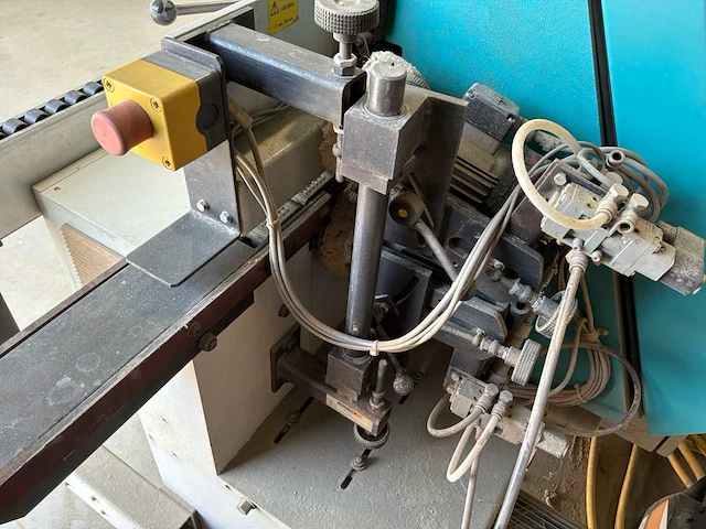 Holz-her randbandmachine / automatische randbandmachine holz-her primus 1436 se f - afbeelding 14 van  19