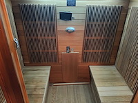 Home focus, far infrared sauna - inbouw jacuzzi - afbeelding 1 van  18