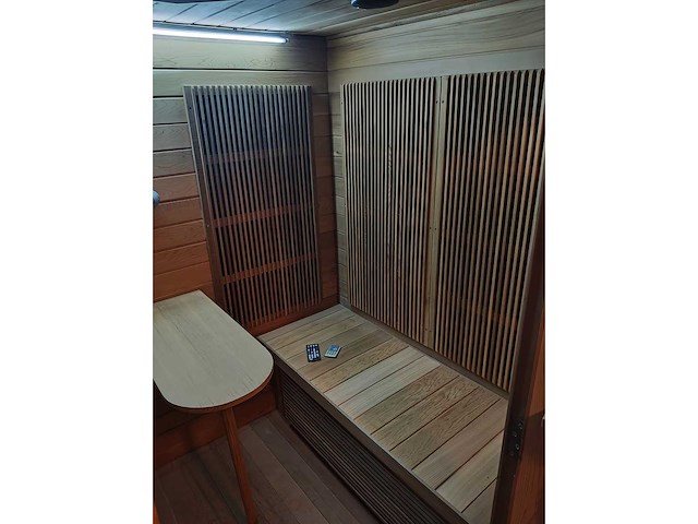 Home focus, far infrared sauna - inbouw jacuzzi - afbeelding 16 van  18