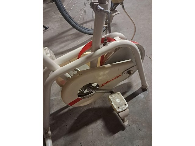 Home trainer antiek splender - afbeelding 5 van  7