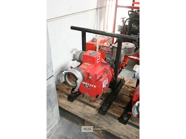 Homelite vuilwaterpomp - afbeelding 1 van  5