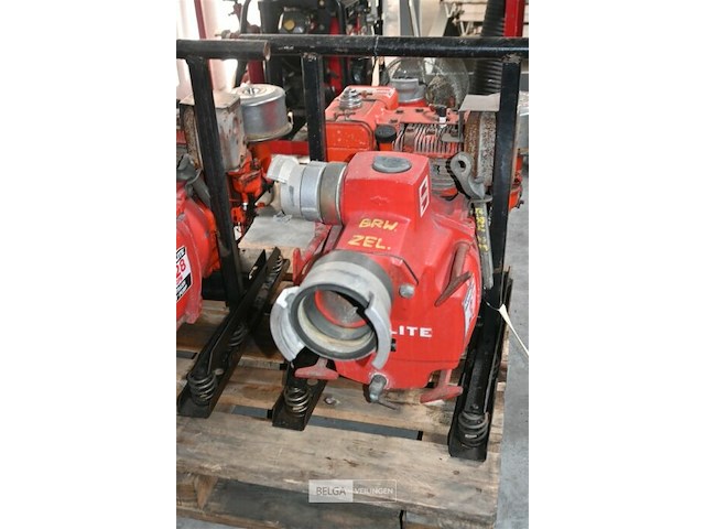 Homelite vuilwaterpomp - afbeelding 2 van  6