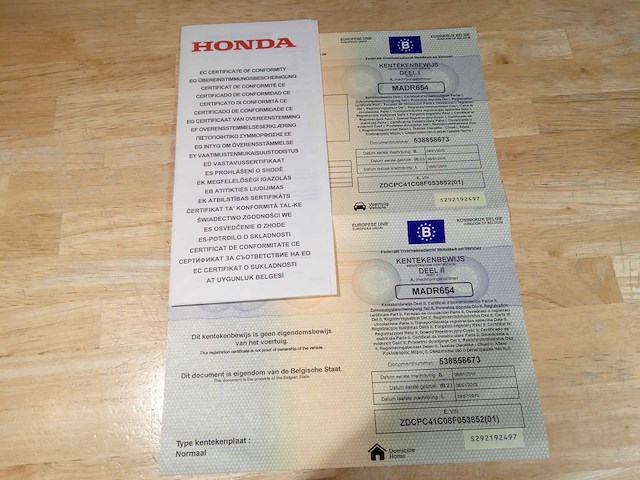 Honda - cb 600 hornet - motorfiets - afbeelding 6 van  6