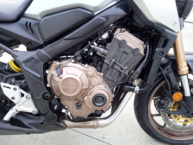 Honda - cb 650 r - motorfiets - afbeelding 6 van  18