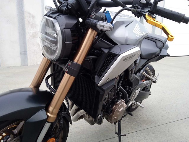 Honda - cb 650 r - motorfiets - afbeelding 9 van  18