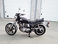 Honda - cb 750 custom - motorfiets